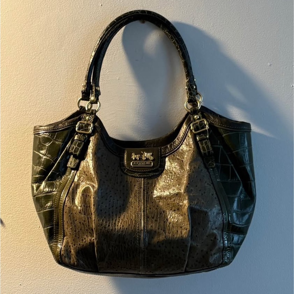 Coach Green Leather Shoulder Bag with Slouchy Silhouette